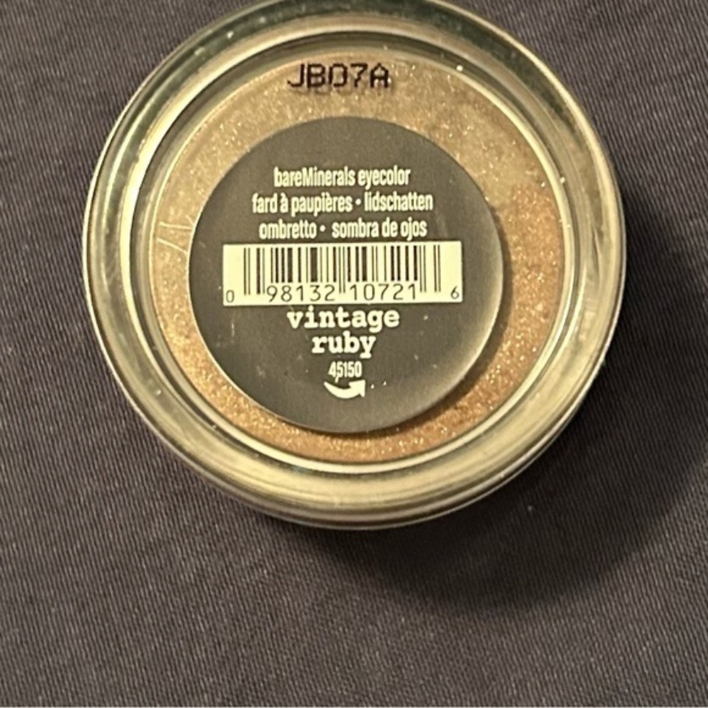 NEW, never opened. Limited Edition loose eyeshadow Bare Essentials
